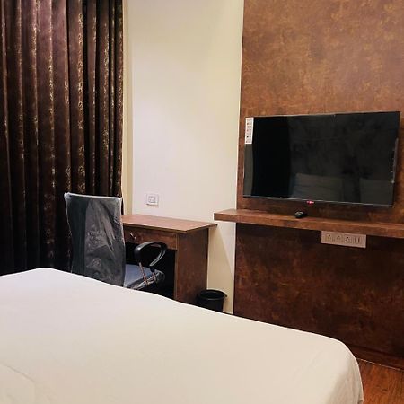 The Taaj Comforts Bangalore Esterno foto