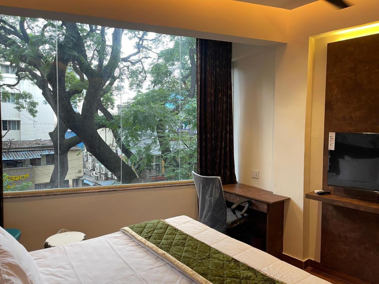 The Taaj Comforts Bangalore Esterno foto